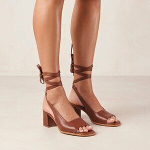 ALOHAS Lille leather heel size 39
